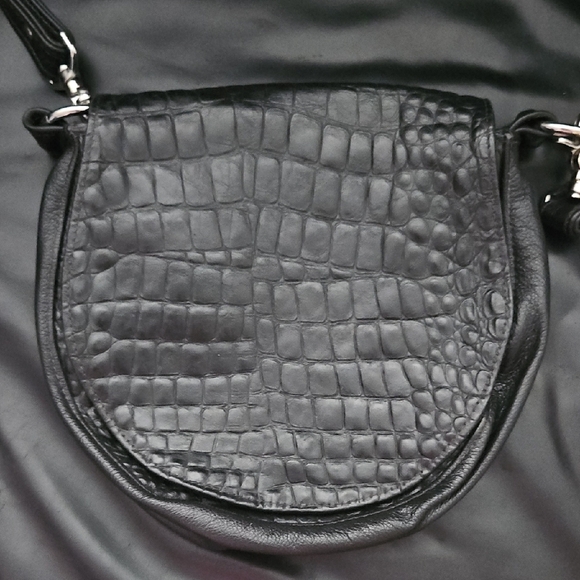 Karen kalashnik Handbags - Karen Kalashnik 100 % Leather Elegant Black Crocodile-Embossed Women's Bag